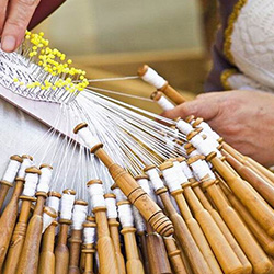 /The%20Lace%20Making